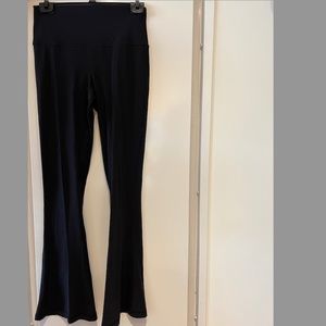 Lululemon Align High-Rise Mini Flared Pant 32", Size 8, Black